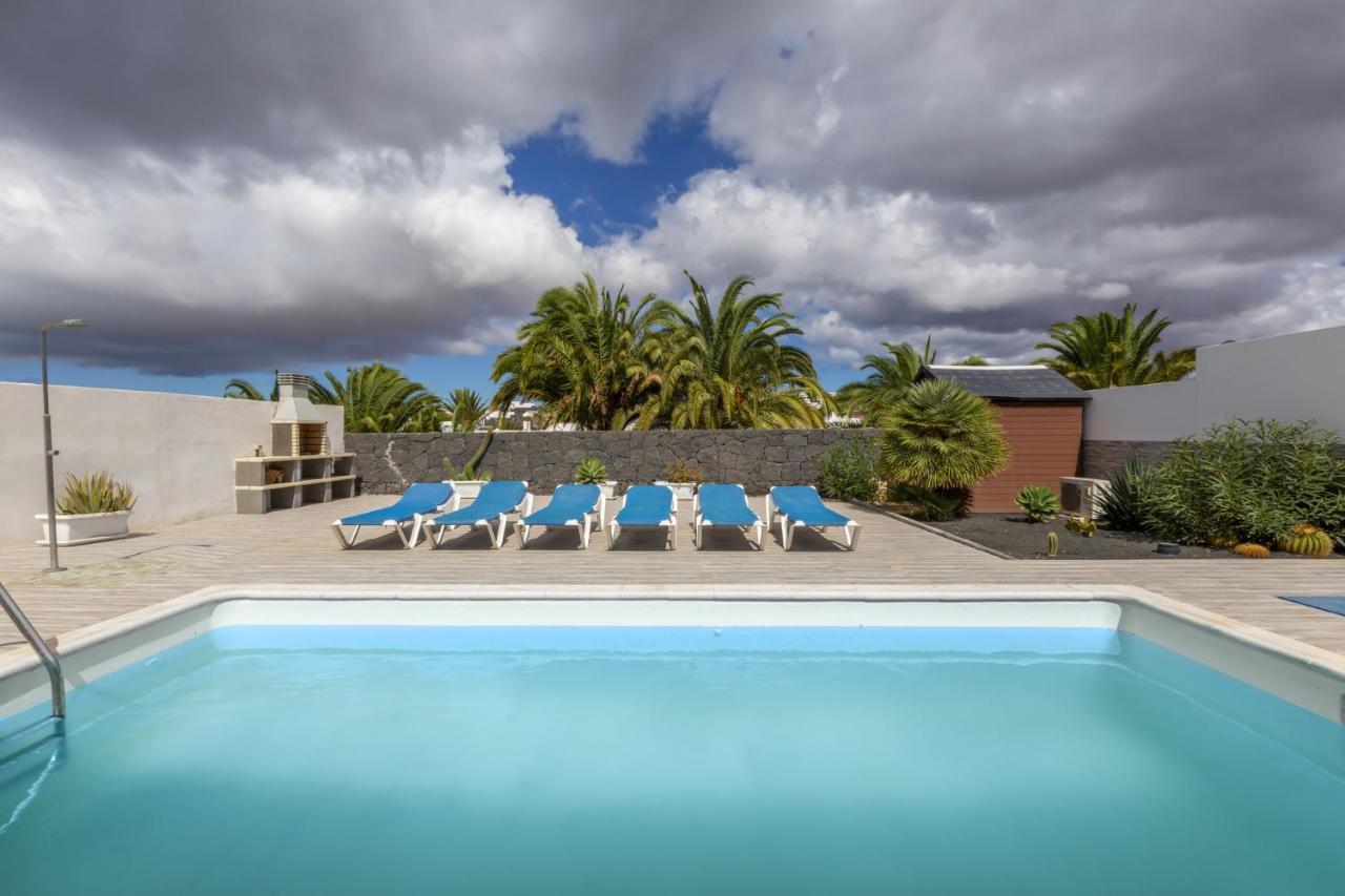 Villa Soleada - Vipvipvillas Плайя-Бланка Екстер'єр фото